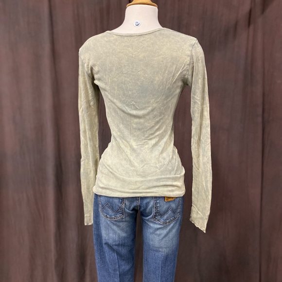 Wild at Heart Cow Skull Long Sleeve Ribbed Tee - Picture 7 of 7